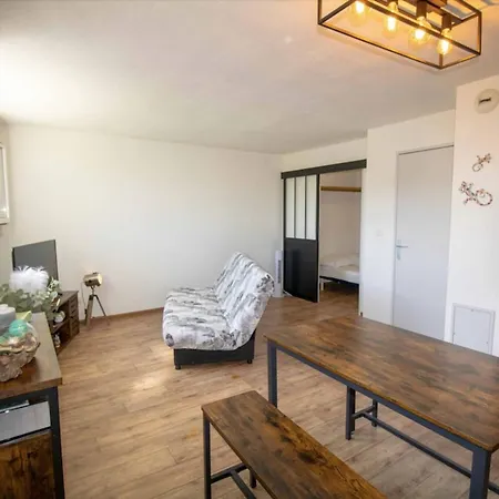 Apartman Studio For 2 At The Calm In *
